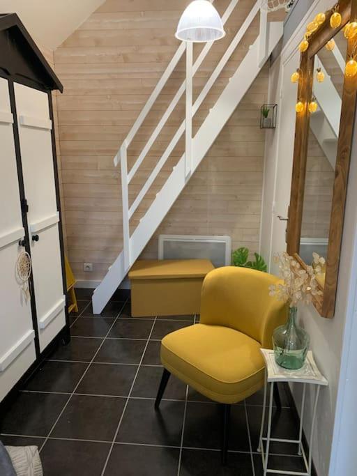 Joli Studio Mezzanine Proche Pole Europeen Yvré-lʼÉvêque 외부 사진